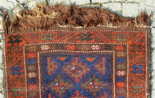 Baluch complete big Balisht (Grain bag?); Afghanistan region; beginning of 20th c.; fading purple is maybe an indicator of its age; 65 x 105 cm (2`2” x 3`5”); nice colours made with  ...