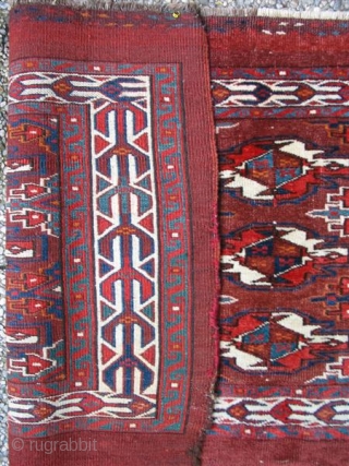 Nice Jomud juval, 19th.C., 32x27 (107x68cm), good condition, except some rows of knots on the left side are missing. All good colors.           