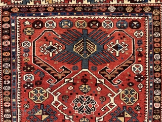3'7'' x 4'10'' / 110cm x 148cm An antique caucasian bichof rug circa 1920s.
                   