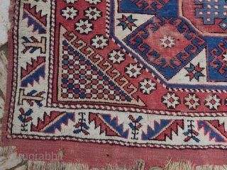 West Anatolian Bergama rug
Size=203x150 cm
Please Contac us
salaberina@gmail.com                          