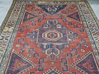 early 20th century turkish Bergama rug
290x200 cm
salaberina@gmail.com                          