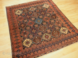 Antique Afshar tribal rug with diamond lattice design. www.knightsantiques.co.uk 
Size: 5ft 8in x 4ft 10in (172x 147cm). 
Circa 1900. 

A very sweet rug of small square size with all over repeat design  ...