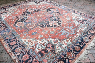 A good Heriz/Karaja carpet. Clear vegetable dyes in good original condition. A solid, clean carpet, washed and floor ready. 383x296cm. Circa 1900           