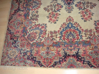 Antique Floral 5 X 7 Kerman Persian Rug Carpet Cir 1940
You are bidding on a beautiful antique Kerman carpet dated back to the 1940s.  This exquisite one-of-a-kind rug would make the  ...