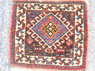 Persian Qashqai Chanteh bag face, 6" x 6" (.15 x .15), early 20th century, very good condition, 2 small animals, thick soft wool.          