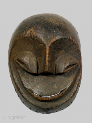 Africa, Hemba monkey mask, Dem. Rep. of Congo, height 10 inches, circa 1900-1950, good condition and  unaltered surface patina, provenance: Jo de Buck, Brussels        