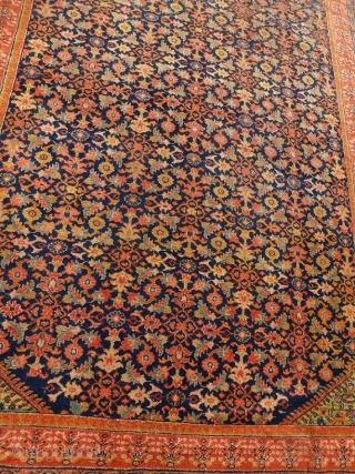 Antique Mahal 365x280cm, wonderful colors, in great condition                         