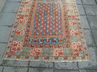 Turkish Giordes Rug, 200 x 150 Cm ( pictures added )                      