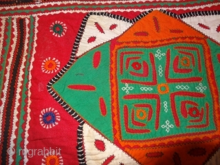 ralli quilt applique patchwork from sindh region of india and pakistan patchwork from gujrat rajasthan dowry pillows from rajasthan,gujrat banjra applique pillow
           