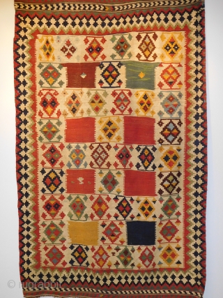 Amazing SW Persian Kilim 
superb vegetable dyes 
all wool 
some minor restorations
4'8''x7'7''
 Ca. 1875


571 2697459                  