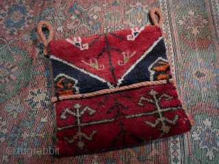 Bag, utility bird bag. ( Caucasian ? )  wool,wool,cotton,nylon (rope.)  Ca; 35 cm x 34 cm. ( Old/antique.)             