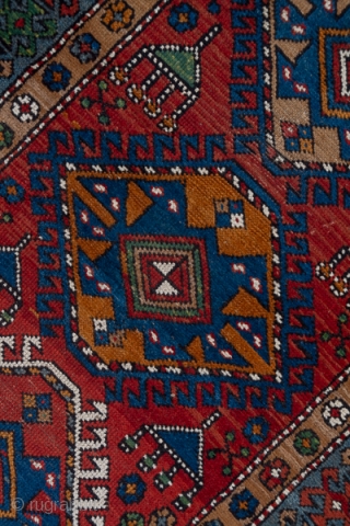 Karaje Runner

3.1 x 14.9
0.94 x 4.54 

The abrashed warm madder red ground displays ten hooked, hexagonal medallions in ivory, pumpkin, dark  blue, medium blue,sandy camel and light blue, with  jewelry  ...