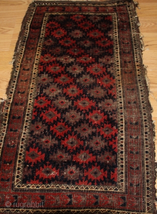 Antique Baluch  circa 1880  size 0.90cm x 0.48cm                       