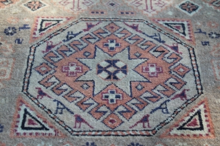 Wonderful Derbent rug . good condition, size 1.70cm x 1.03cm                       