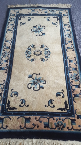 Antique Chinese Peking rug ORIGINAL GOOD CONDITION ALL NATURAL COLORS 
aize 1.40 x 0.78cm                   