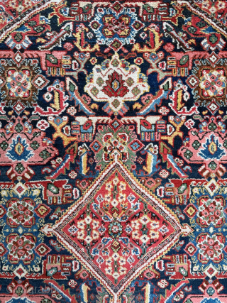 Circa 1900 Mahal Rug, İn good condition, Size 130x210 cm. Please send me directly mail.
emreaydin10@icloud.com
0090+ 544 374 10 98              