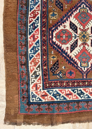 Persian Sarab Rug Circa 1870s size 113x197 cm                         