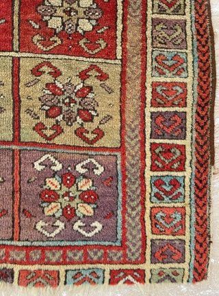 19th Century Central Anatolian Sivas Yastık In the example the confronting bird’s head motif is used in the main borders as well as in the field and the chevron border also reappears.  ...