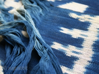 Sumba | indigo ikat men’s headcloth | Indonesia

East Sumba, Kanatang, 2nd half of 20th century

Commercial cotton, natural indigo dye, warp ikat

A headcloth (tiara) woven with large white ikat figures on an indigo  ...