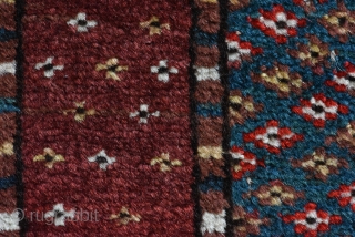 Early 1900's Turkmen Beshir prayer rug. Measures circa 135cm x 72cm/ 4′ 5.1496″ x 2′ 4.3465″                 