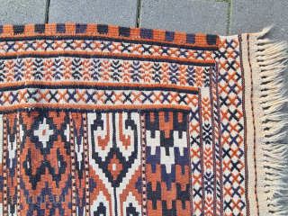 Turkmen Yomud Kilim, 205x105cm


Please contact me only directly:

Goekay.sargin@yahoo.de                         