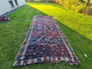 Rare antique turkish Aleppo Reyhanli Kilim 
~ 1800/1850
 170x365cm

all naturel dyes, embroided with cotton
wool on wool                 