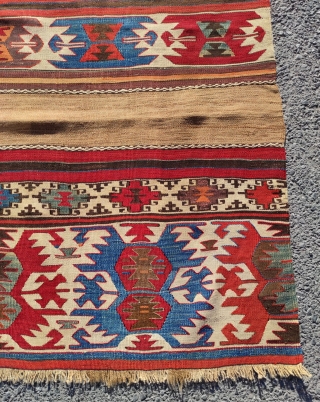 Traditional Anatolian Kelim 

Circa 1860

Size : 165x370 cm                         