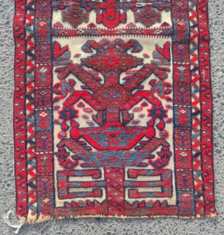 Turkmen Tentband 

Circa 1870s 

Size : 50 x 372 cm 

Please contact me directly on this email : alpagutrugs@gmail.com              