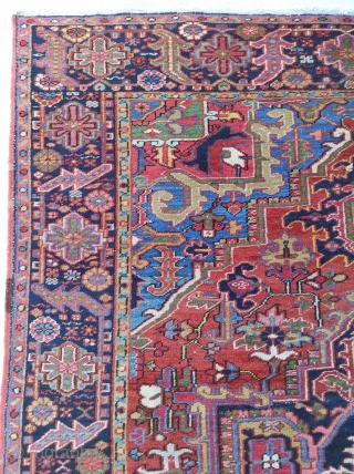 Heriz Carpet 

Size : 197 x 310 cm 

                        