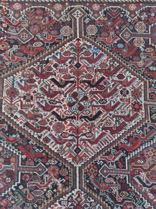 Khamseh Rug 

Size : 175x275 cm 

                          