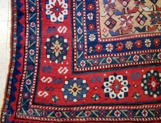 VERY UNUSUAL KAZAK RUG WITH CHI CHI CENTER
VERY ATTRACTIVE COLORS
CONDITION AS SEEN
THE RUG COMES WITH EXTRA ORDINARY CENTER
NO OLD REPAIRS,NO NEW REPAIRS
UNIQUE RUG          