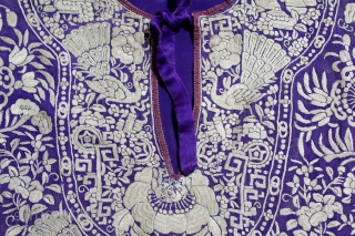 Rare Parsi Jhabla or Jhablo Parsi (Blouse) From Surat Gujarat India.C.1900. Its size is 65cm X 65cm.(DSI05480).                