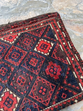 Antique Baluch soumak chanteh, complete with both sides. These are fine and hard to come by. 30 x 35cm or 1'0" x 1'2".          
