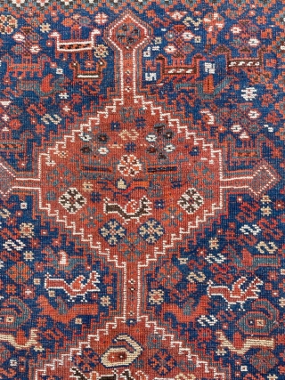 Antique Shiraz rug. Lots of birds, beautiful colors. 3'4" x 5'0"                      