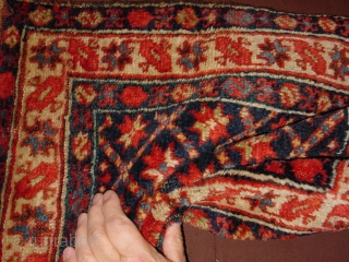 wonderful 1870 antique caucasian bagface, all great natural colors, no repairs, no stains, 
55x60 cm
1.8x2ft                  