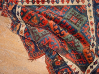 lustrous silky wool, fabulous natural colors, great selvedges, no holes, headends secured, wonderful aubergine apricot, etc. 1870 jaff kurdish bagface
97x63cm
3.2x2.1             