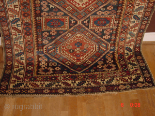 wonderful antique 1890, caucasian shirwan in great condition, clean, original selvedges and headends, clean, ready to use.

ca 125x240cm

4.2x8ft               