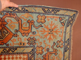 wonderful antique lotto, ushak, rug 1920? with christian crosses, all wool, some tiny repair and some old mothbite (very repairable), silky wool, no stains, original selvedges

145x196cm
4.8x6.5ft       