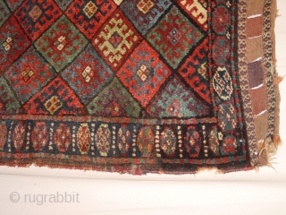 fabulous 1880 Jaff bagface, great pile, and superbe many, many natural colors, some side wear, no stains, 

85x76cm
2.8x2.5ft               