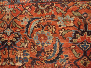 wonderful pre 1900 small ferreghan? rug With the silkiest wool and gorgeous all natura;l colors, good original selvedges, and original headends, no stains, no repairs

71x51cm
2.4x1.7ft        