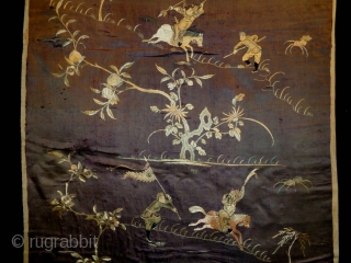 1900? Chinese Textile
Size: 77x125cm (2.6x4.2ft)
Silk                            