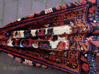 Afshar Bagface
Size: 61x61cm (2.0x2.0ft)
Natural colors (one color is faded), made in circa 1910/20                    