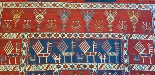 Baku Verneh. Early 20th century. All natural dyes. In excellent condition. Measures: 230 x 170 cm (ca. 90 x 67 inches).            