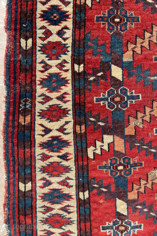 Turkmen Igdir Engsi Fragment circa 1800 size 128x152 cm                        