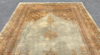 Ushak Carpet Fine quality Circa 1890 Size:295x425 Cm                         