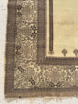 Selendi Prayer Rug Circa 1870 Size:120x180 cm                          