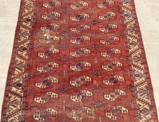 Yomud Main Carpet Circa 1800’s Size: 165x265 cm                         