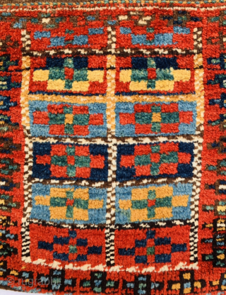 Meshkin Azerbaijan Northwest Persian
khorjin circa 1900 all good natural colors and very good condition size130x50cm                  