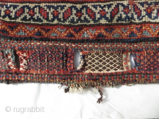 Lovely tribal Persian bag (Khamseh)very fine-spun good rich vegetable dyes with a piece of silk Pale green.good condition size 116x60cm             