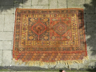 old Kurdish choval,fantastic natural dyes
size 116x85cm                           